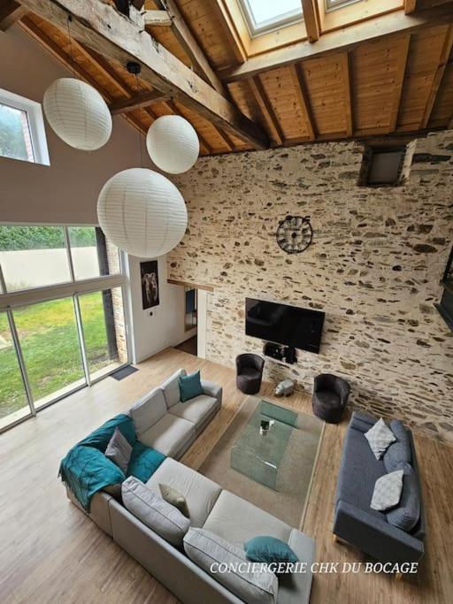 Holiday home Le Petit Loup Grande Maison De Charme En Campagne L'Oie